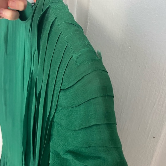 Vintage 1960s designer Norman Noreen Green silk chiffon dress with pleats small - Picture 3 of 8